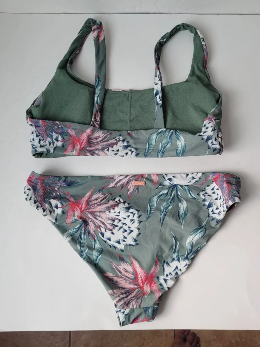 Roxy Tropical Colorful 2 Piece Bikini - Picture 7 of 8